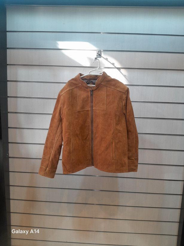 کاپشن مردانه چرم جیر اصلی برند leather SAJADبادوام بسیار بالا