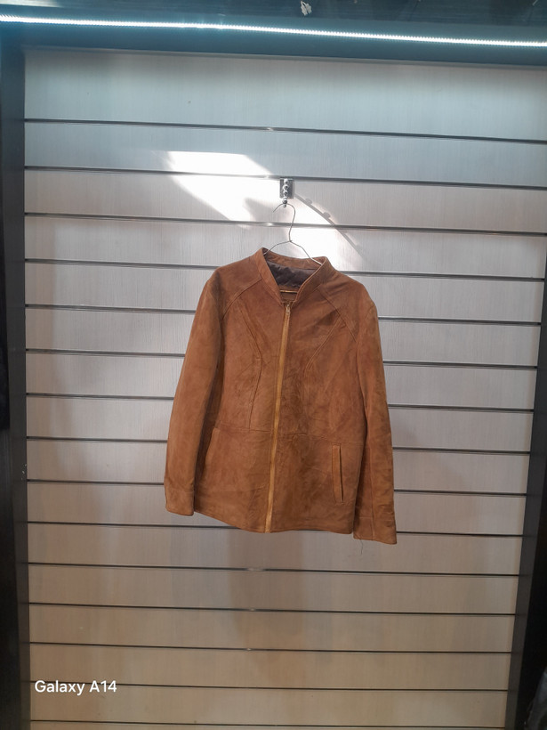 کاپشن مردانه چرم جیر اصلی برند leather SAJADبادوام بسیار بالا