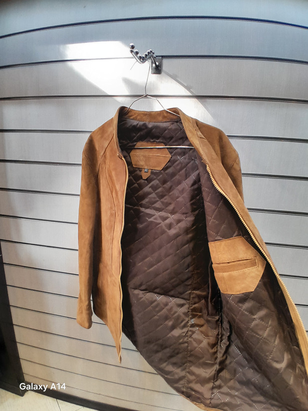 کاپشن مردانه چرم جیر اصلی برند leather SAJADبادوام بسیار بالا