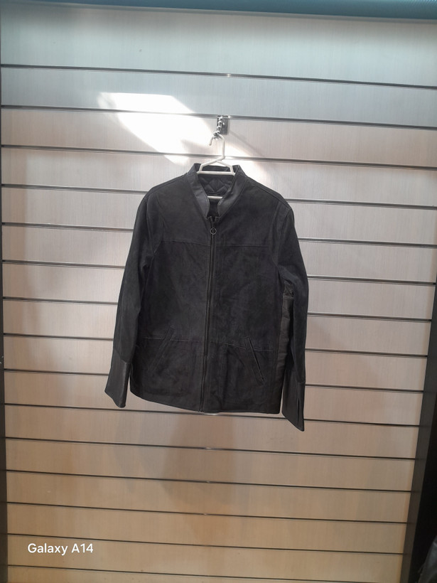 کاپشن مردانه چرم جیر اصلی برند leather SAJADبادوام بسیار بالا