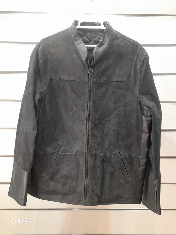 کاپشن مردانه چرم جیر اصلی برند leather SAJADبادوام بسیار بالا