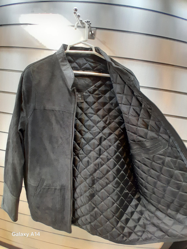 کاپشن مردانه چرم جیر اصلی برند leather SAJADبادوام بسیار بالا