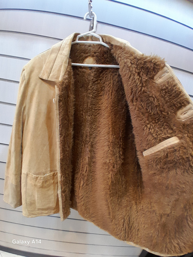 کاپشن مردانه چرم جیر اصلی برند leather SAJAD بادام بسیار بالا