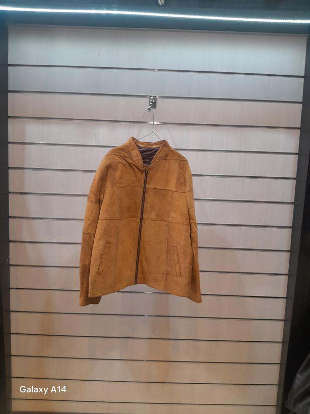 کاپشن مردانه چرم جیر اصلی برند leather SAJADبادوام بسیار بالا
