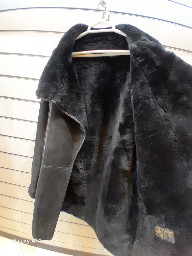 پالتو اسپورت پوست بوفالو اصلی برند leather SAJADبادوام بسیار بالا