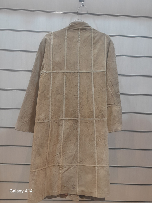 پالتو زنانه چرم جیر طبیعی برند leather SAJADبادوام بسیار بالا