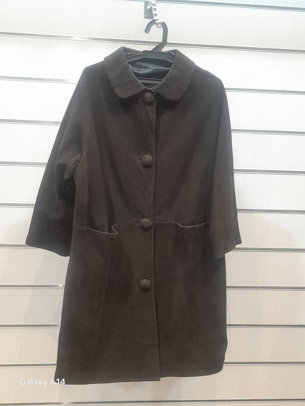 پالتو زنانه چرم جیر طبیعی برند leather SAJADبادوام بسیار بالا
