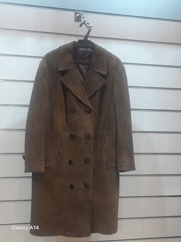 پالتو زنانه چرم جیر طبیعی برند leather SAJADبادوام بسیار بالا