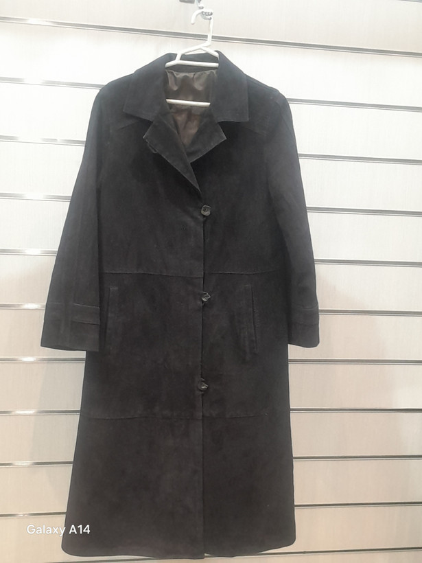 پالتو زنانه چرم جیر طبیعی برند leather SAJADبادوام بسیار بالا