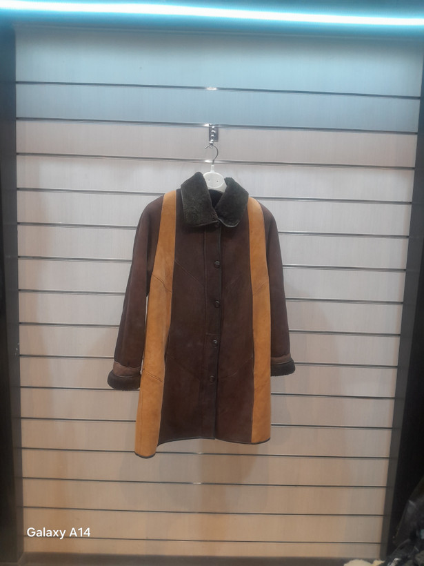 پالتو زنان پوست بوفالو اصلی برندleather SAJADبا دوام بسیار بالا