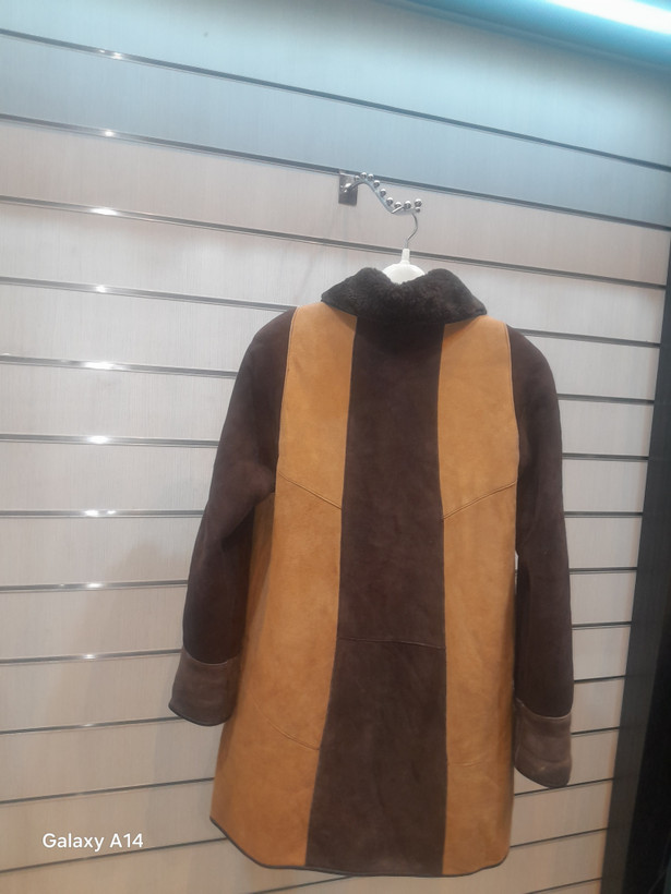 پالتو زنان پوست بوفالو اصلی برندleather SAJADبا دوام بسیار بالا
