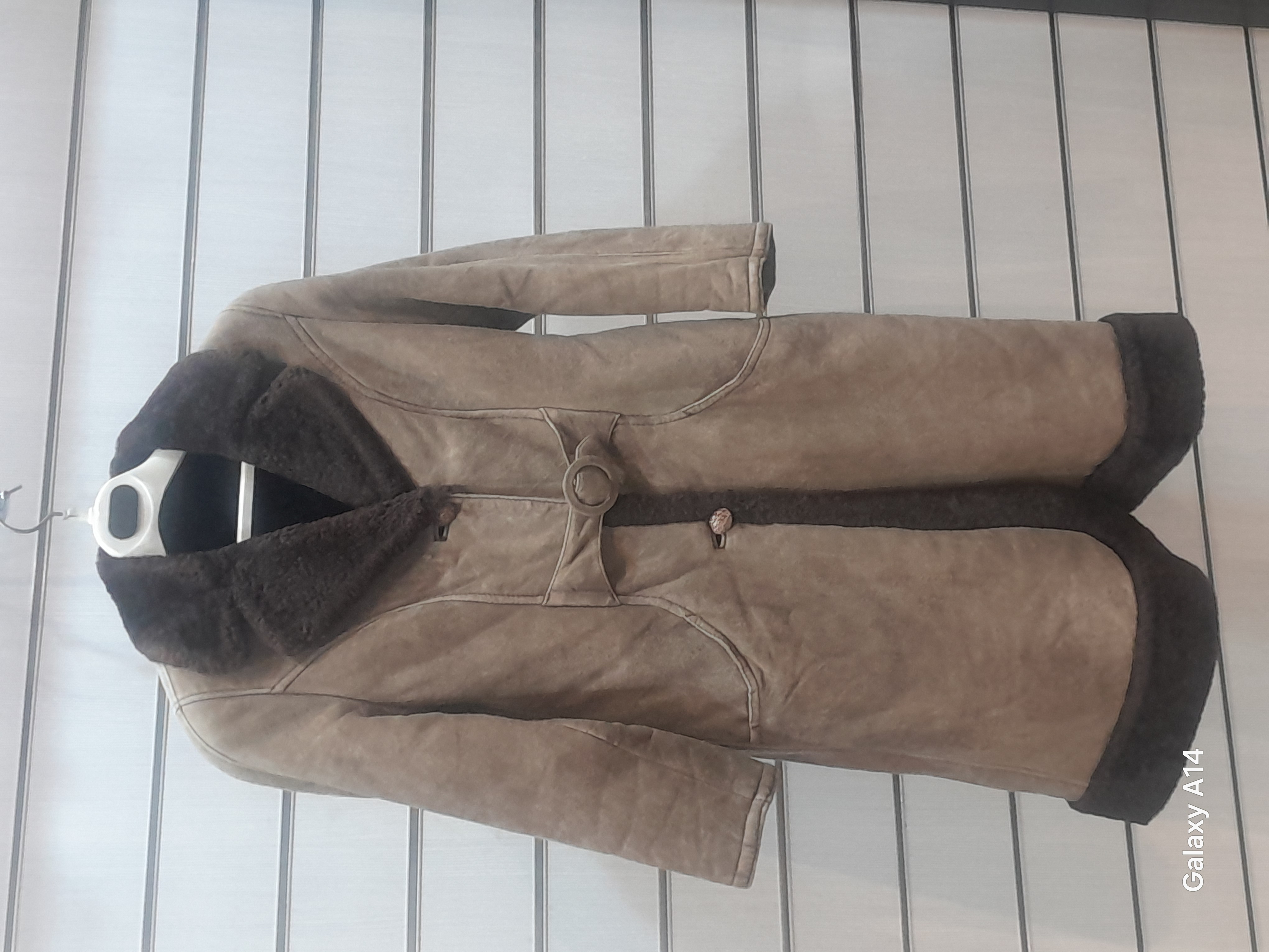 پالتو زنانه پوست بوفالو اصلی برند leather SAJADبادوام بسیار بالا