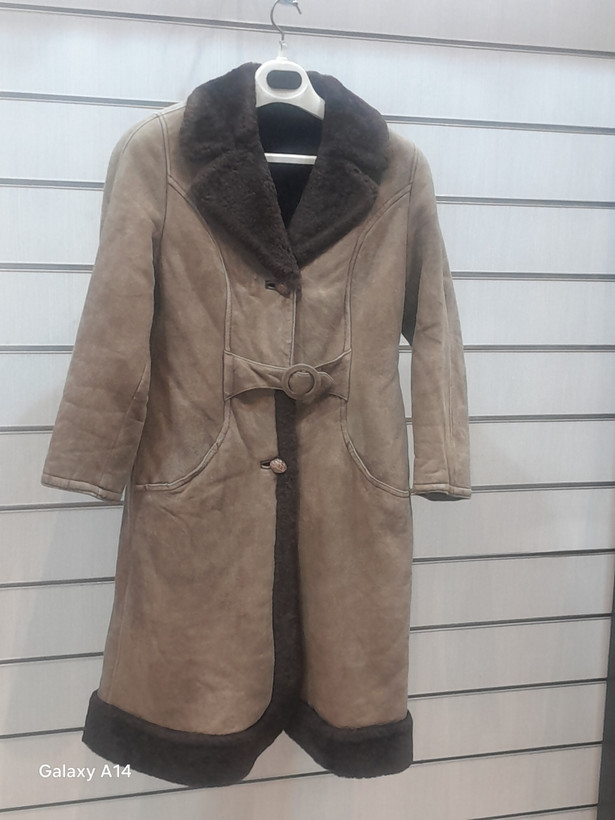 پالتو زنانه پوست بوفالو اصلی برند leather SAJADبادوام بسیار بالا