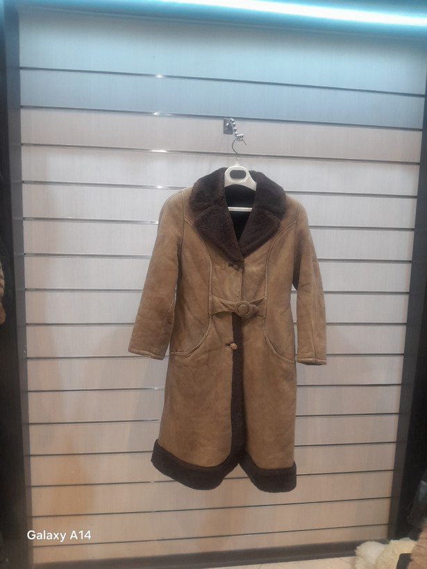 پالتو زنانه پوست بوفالو اصلی برند leather SAJADبادوام بسیار بالا