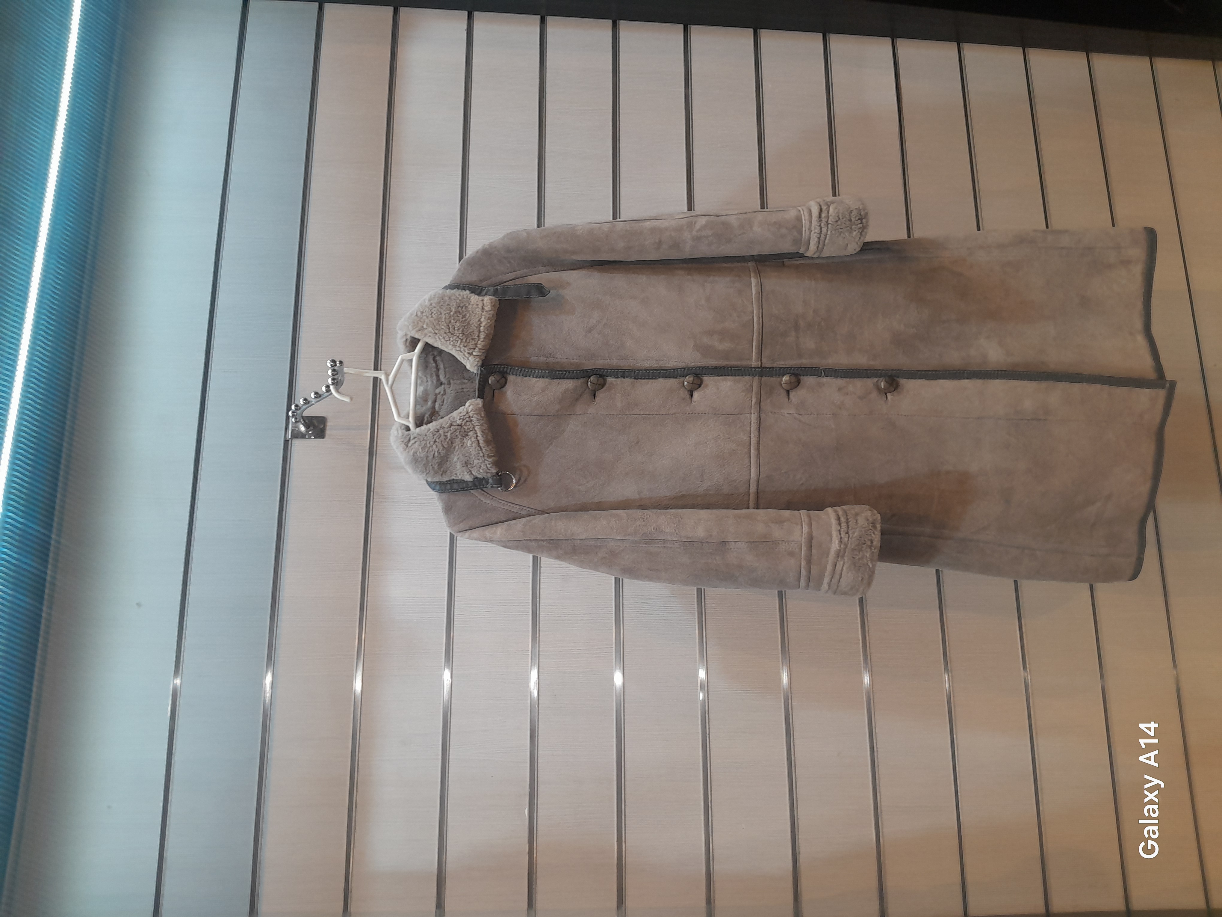 پالتو یونیسکس پوست بوفالو  اصلی برند leather SAJADگرماودوام بسیار بالایی دارد