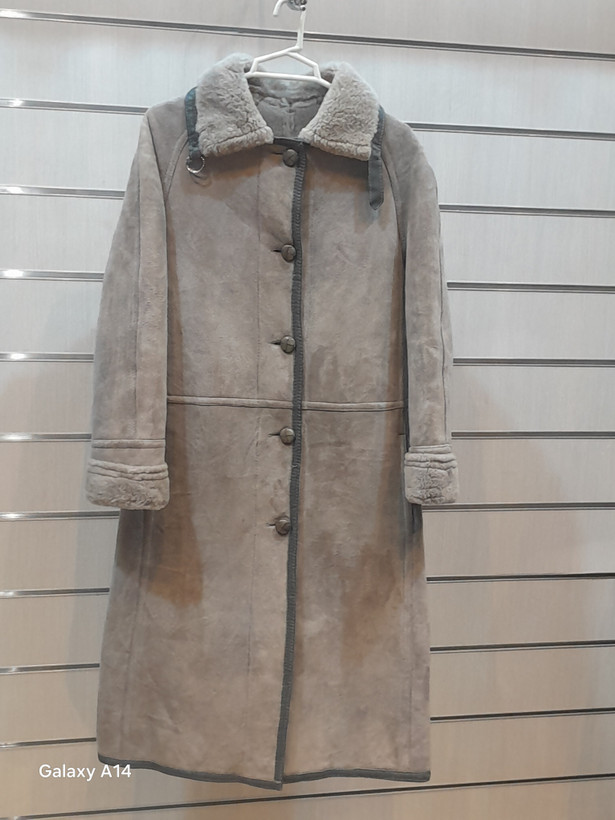 پالتو یونیسکس پوست بوفالو اصلی برند leather SAJADگرماودوام بسیار بالایی دارد
