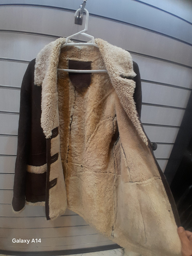 اورکت یونیسکس پوست بوفالو یقه پوست گوسفندمیرینوس اصلی برند leather SAJAD بادام بسیار بالا
