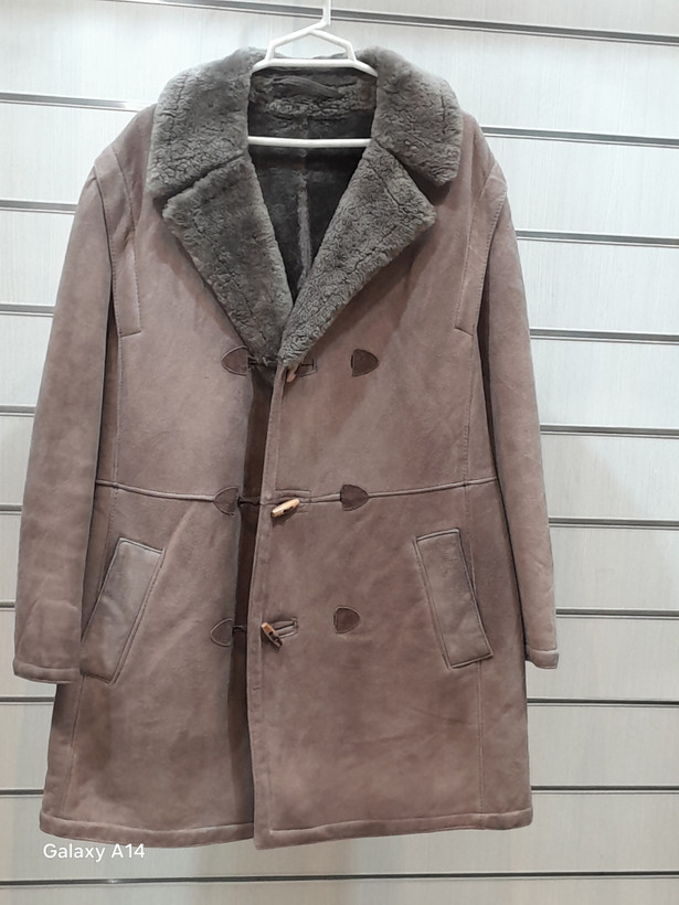 اورکت مردانه پوست بوفالویقه پوست گوسفندمیرینوس اصلی برند leather SAJAD بادام بسیار بالا