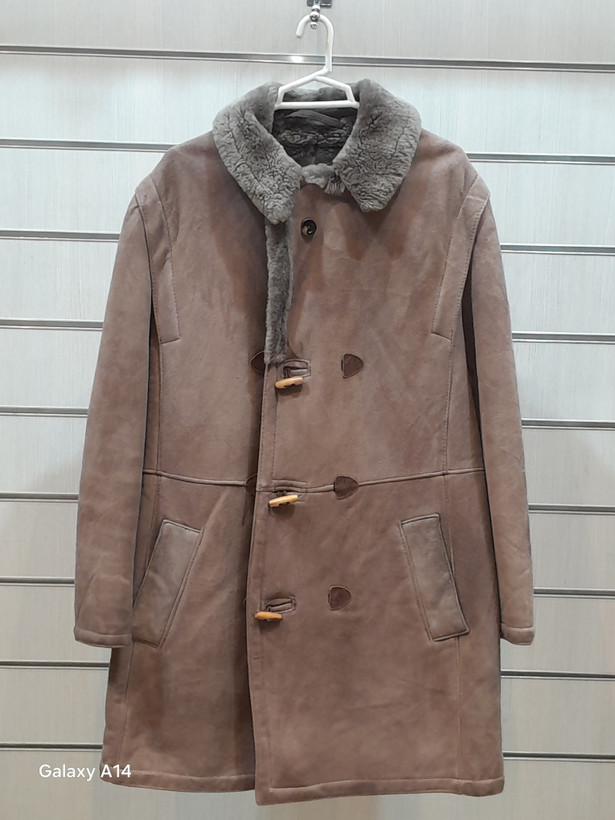 اورکت مردانه پوست بوفالویقه پوست گوسفندمیرینوس اصلی برند leather SAJAD بادام بسیار بالا