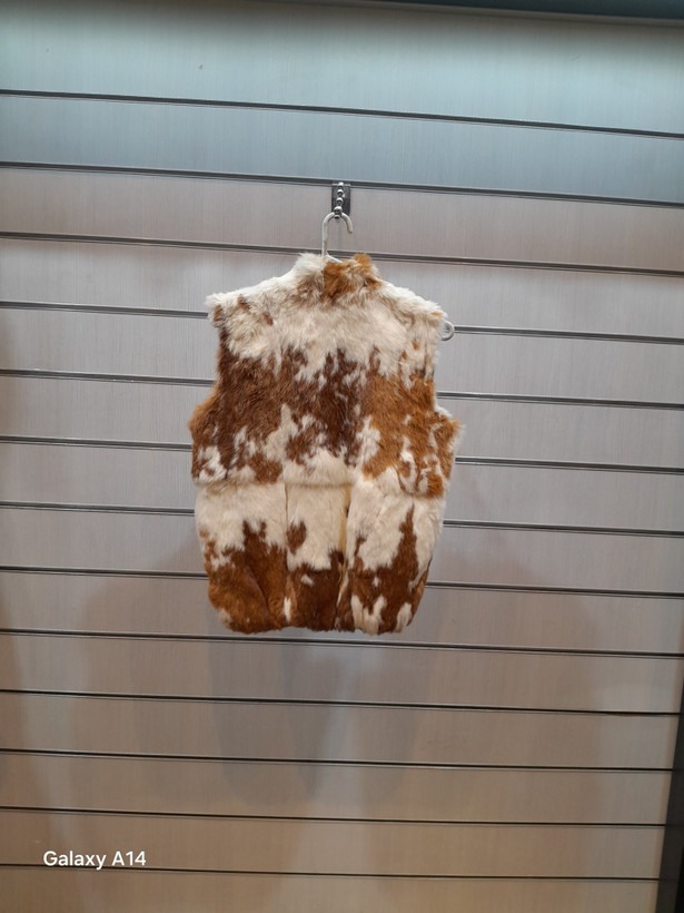 سارافون زنانه پوست خرگوش اصلی برند leather SAJAD گرما و دوام بسیار بالایی دارد
