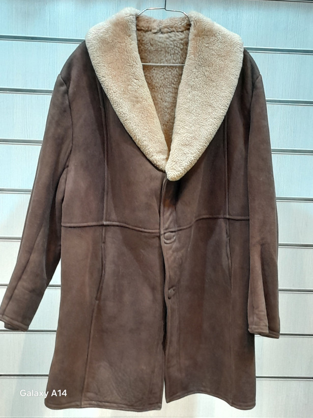 اورکت مردانه پوست بوفالو یقه پوست گوسفندمیرینوس اصلی برند leather SAJAD بادام بسیار بالا