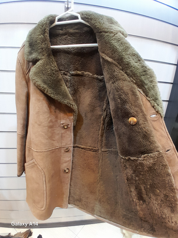 اورکت مردانه پوست بوفالویقه پوست گوسفندمیرینوس اصلی برند leather SAJAD بادام بسیار بالا