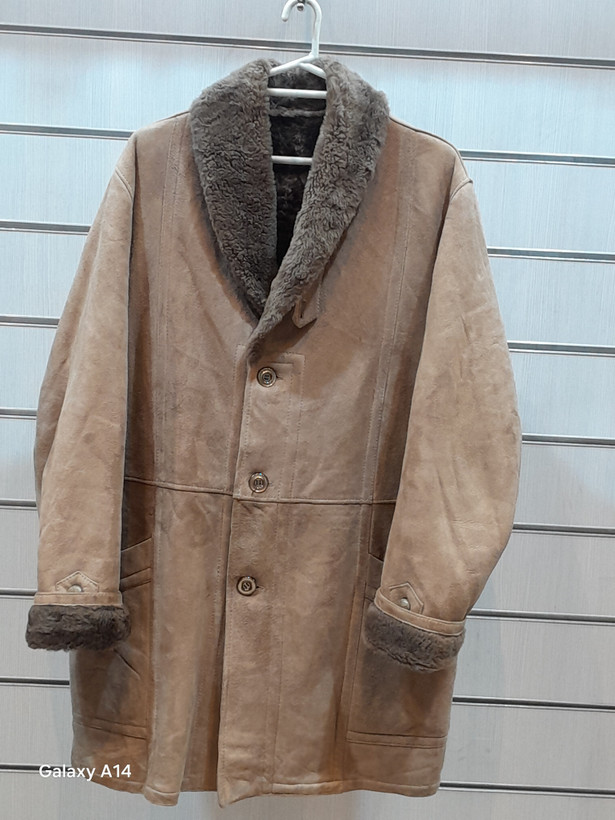 اورکت مردانه پوست بوفالو یقه پوست گوسفندمیرینوس اصلی برند leather SAJAD بادام بسیار بالا
