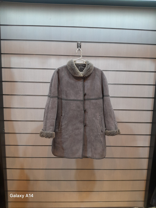 اورکت مردانه پوست بوفالو یقه پوست گوسفندمیرینوس اصلی برند leather SAJAD بادام بسیار بالا