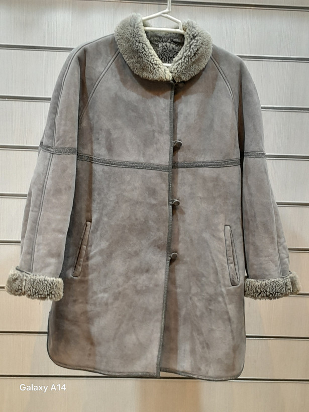 اورکت مردانه پوست بوفالو یقه پوست گوسفندمیرینوس اصلی برند leather SAJAD بادام بسیار بالا