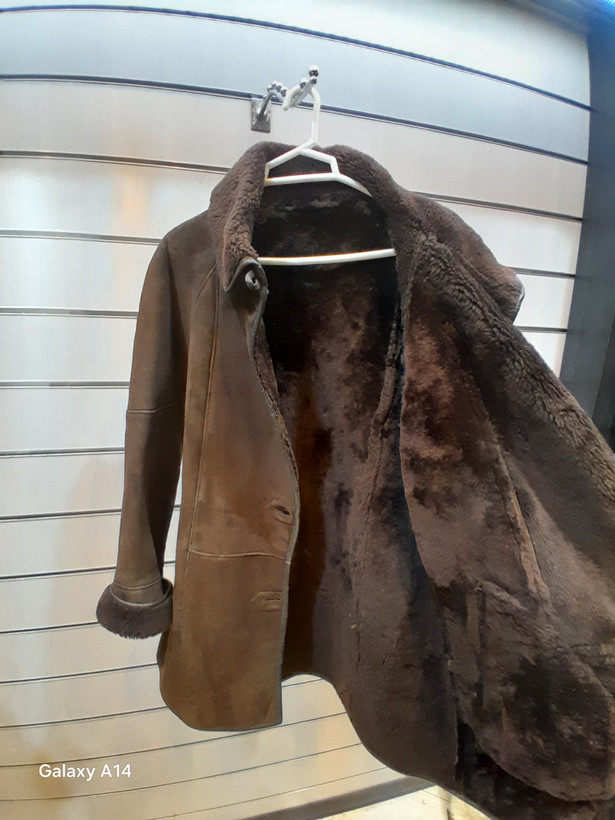 اورکت یونیسکس پوست بوفالو اصلی برند leather SAJAD بادام بسیار بالا