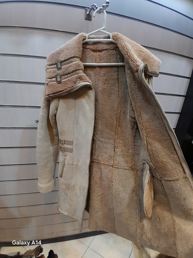 پالتو زنانه پوست بوفالو اصلی برند leather SAJADبادوام بسیار بالا