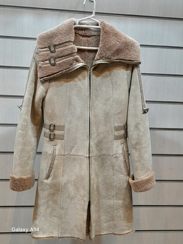 پالتو زنانه پوست بوفالو اصلی برند leather SAJADبادوام بسیار بالا