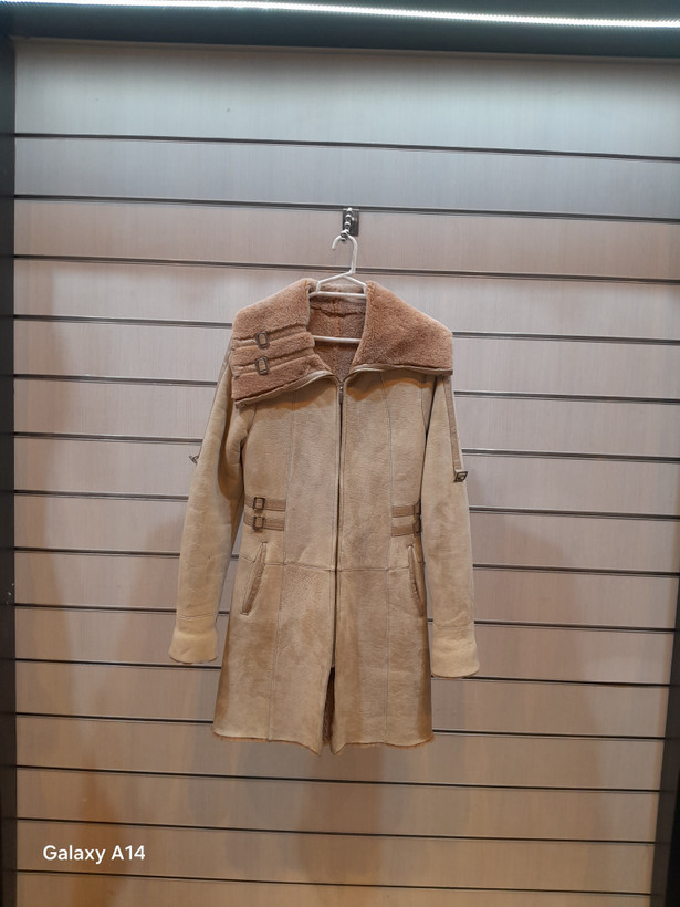 پالتو زنانه پوست بوفالو اصلی برند leather SAJADبادوام بسیار بالا