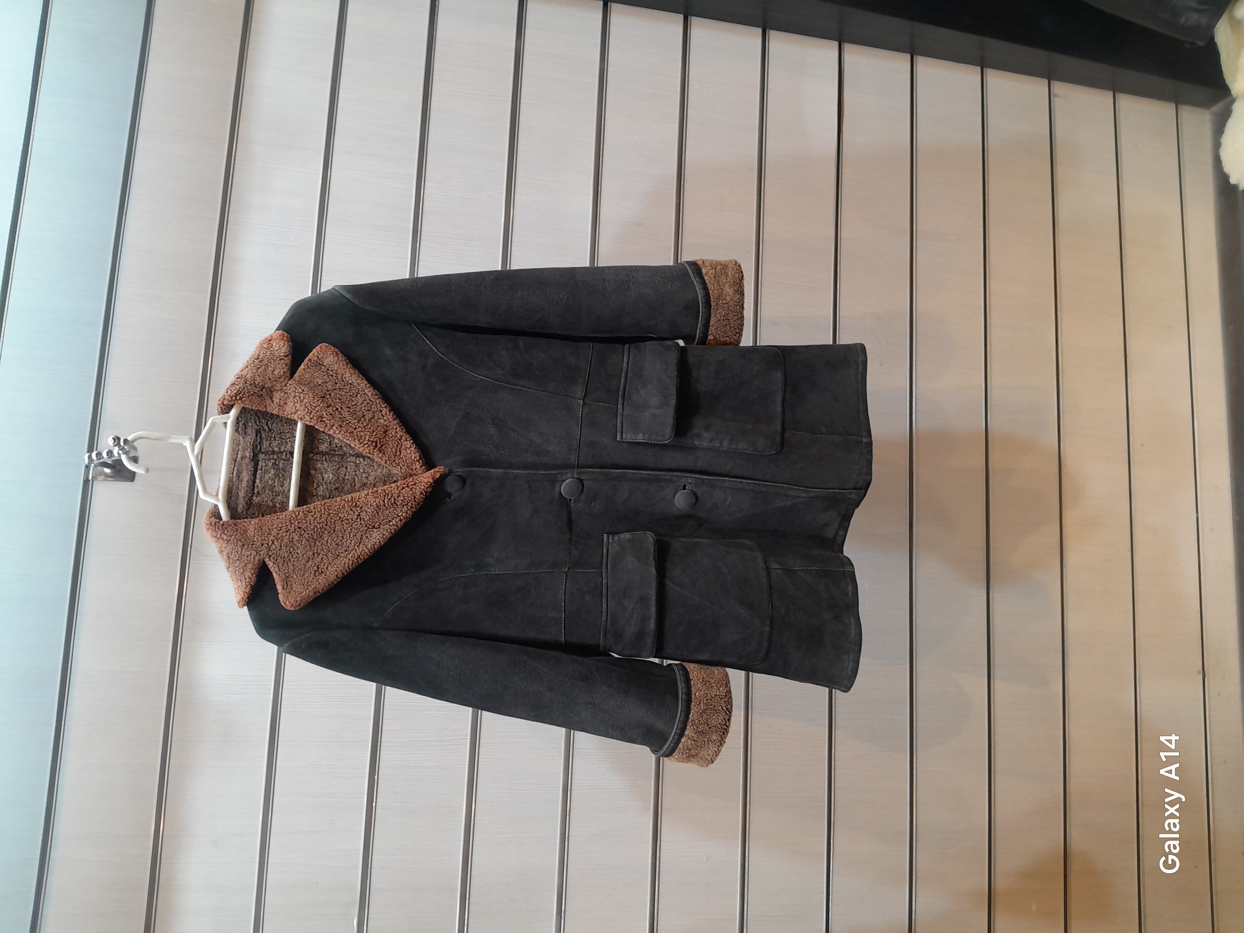 اورکت یونیسکس پوست بوفالو اصلی برند leather SAJAD بادام بسیار بالا