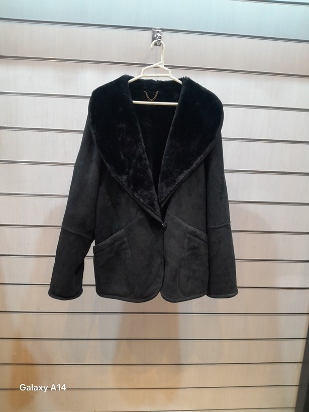 اورکت یونیسکس پوست بوفالویقه پوست گوسفندمیرینوس اصلی برند leather SAJAD بادام بسیار بالا