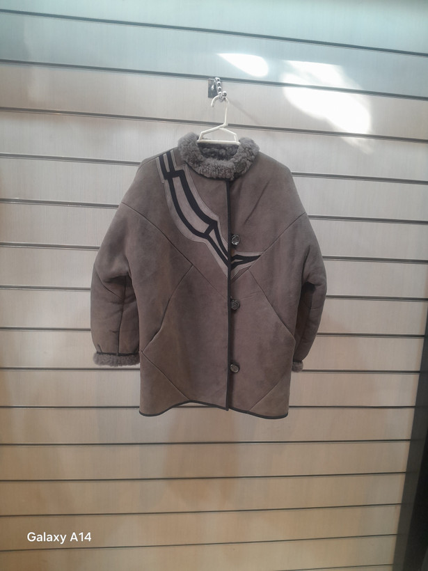 اورکت یونیسکس پوست بوفالو اصلی برند leather SAJAD بادام بسیار بالا