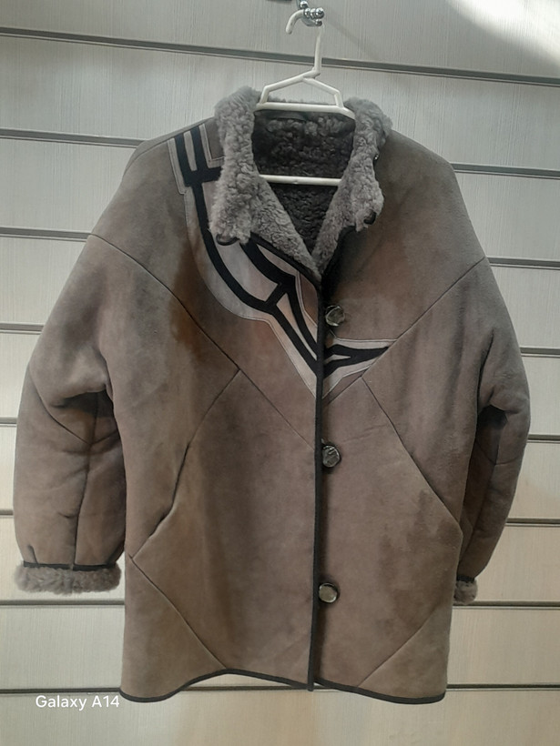 اورکت یونیسکس پوست بوفالو اصلی برند leather SAJAD بادام بسیار بالا