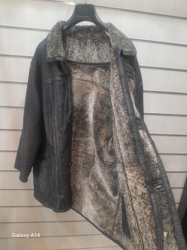 اورکت مردانه پوست بوفالو اصلی برند leather SAJAD بادام وگرمابسیار بالا