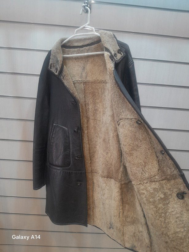 اورکت یونیسکس پوست بوفالو اصلی برند leather SAJAD بادام وگرما بسیار بالا