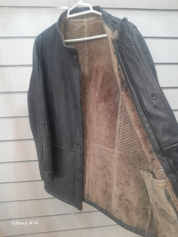 کاپشن مردانه پوست بوفالو طبیعی برند leather SAJAD بادوام و گرما بسیار بالا