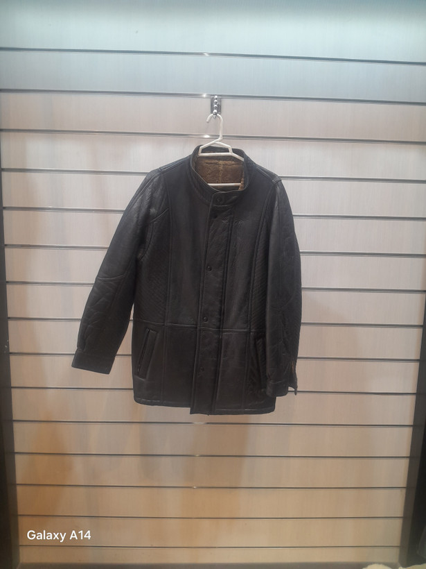 کاپشن مردانه پوست بوفالو طبیعی برند leather SAJAD بادوام و گرما بسیار بالا