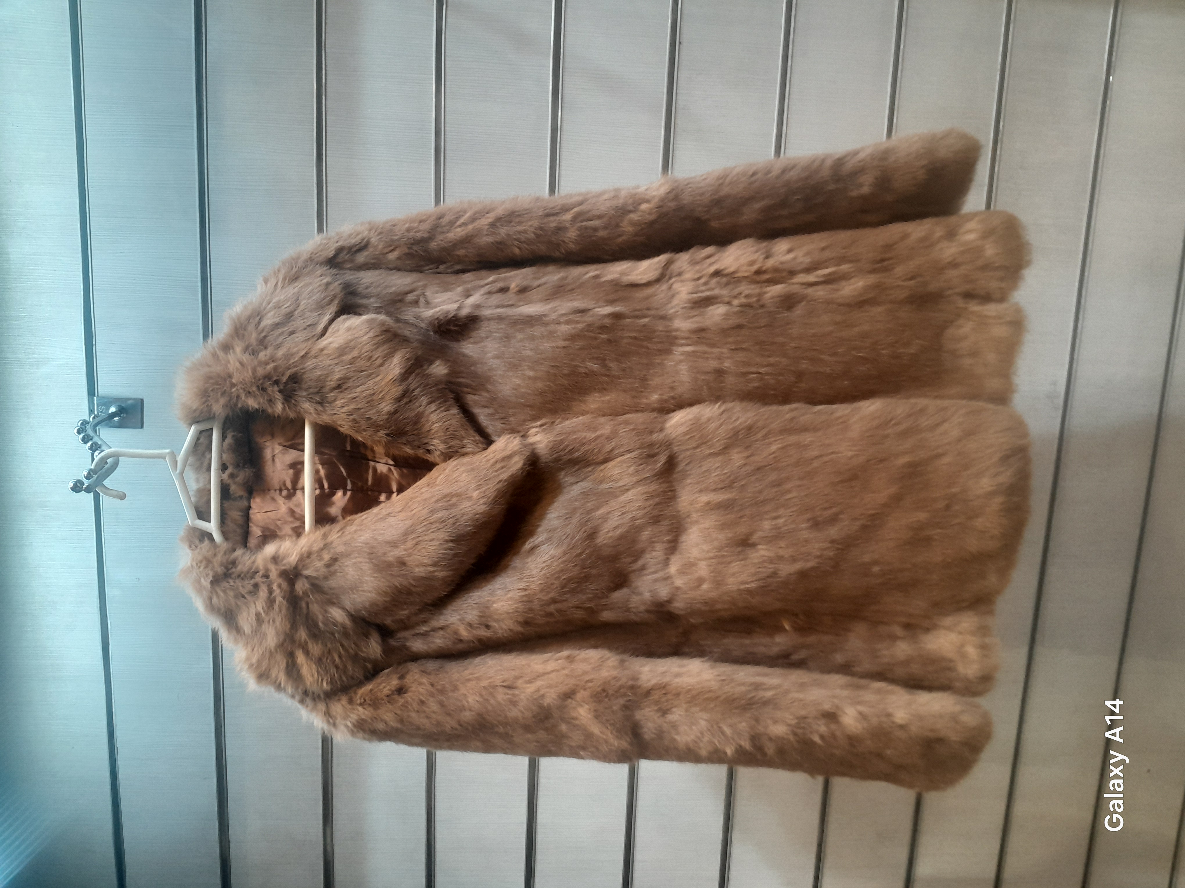 پالتو یونیسکس پوست خرگوش طبیعی برند leather SAJAD بادوام وگرمابسیار بالا