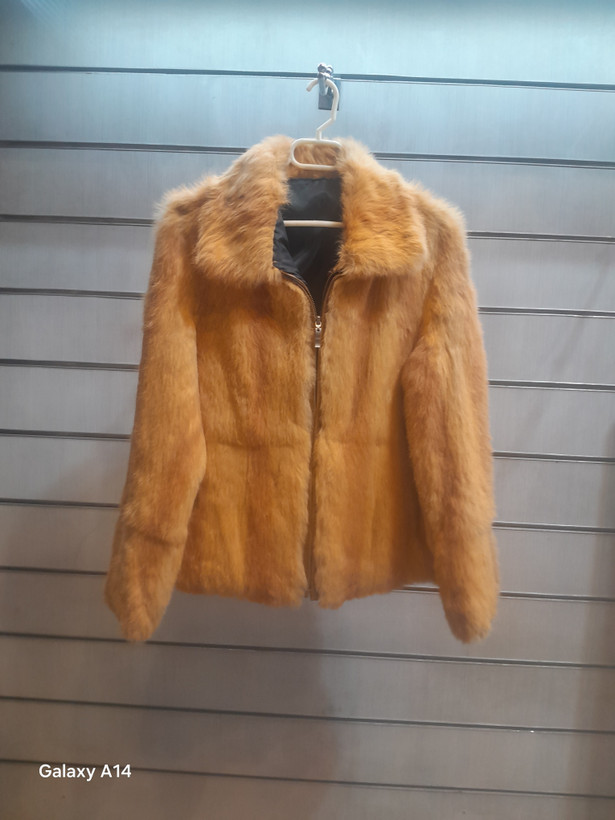 کت زنانه پوست خرگوش طبیعی برند leather SAJAD بادوام وگرمابسیار بالا