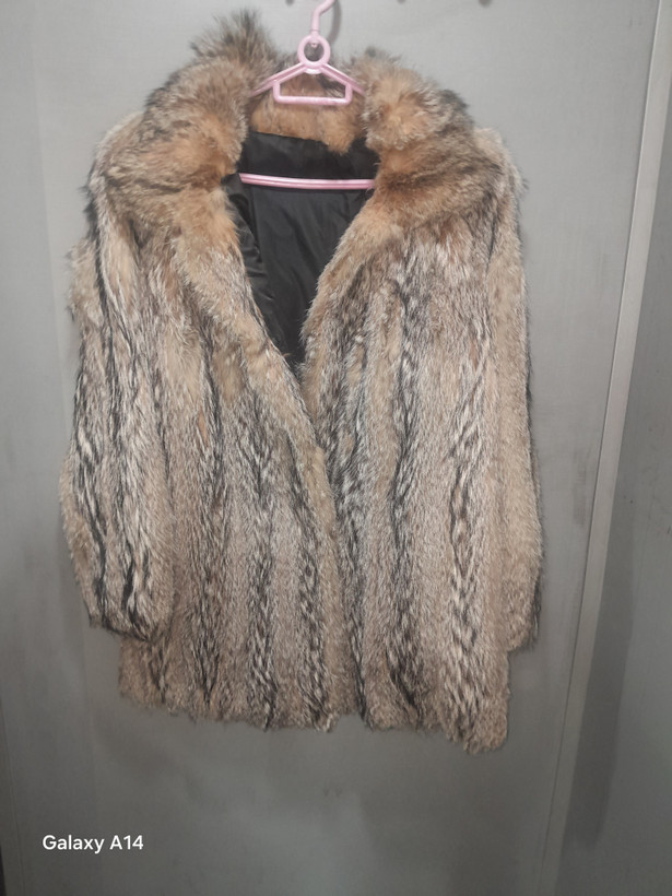 پالتو یونیسکس پوست گرگ طبیعی برند leather SAJAD بادوام وگرمابسیار بالا