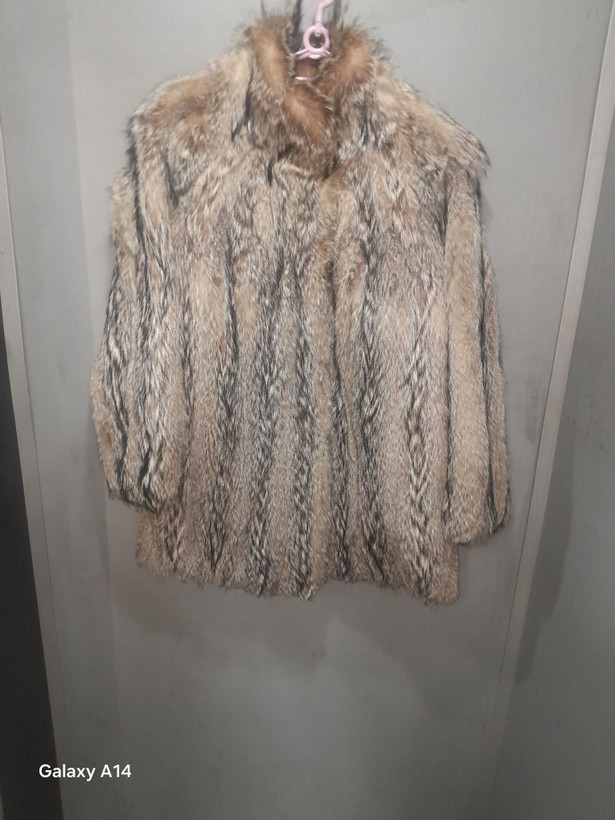 پالتو یونیسکس پوست گرگ طبیعی برند leather SAJAD بادوام وگرمابسیار بالا