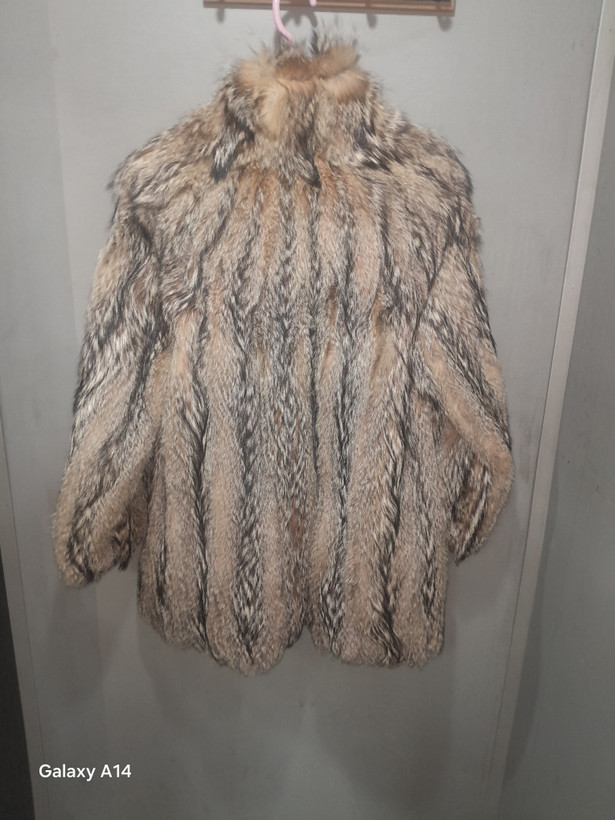 پالتو یونیسکس پوست گرگ طبیعی برند leather SAJAD بادوام وگرمابسیار بالا