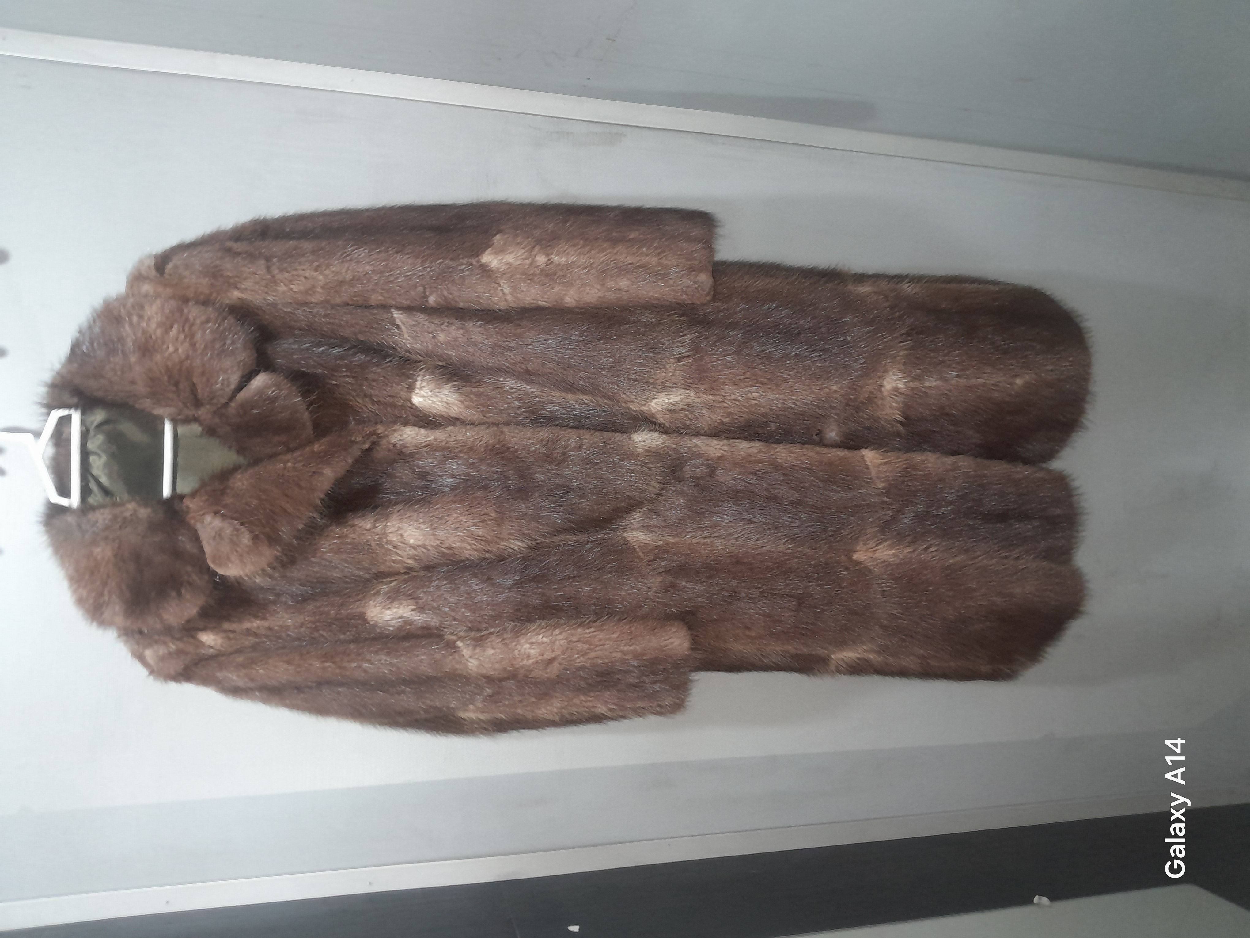 پالتو زنانه پوست سنجاب اصلی برند leather SAJAD گرماودوام بسیار بالا دارد