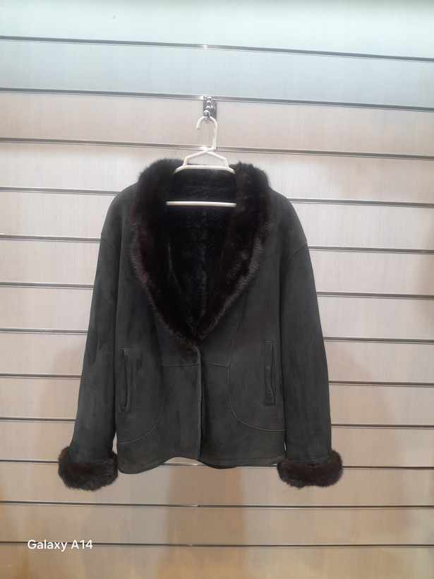 کت یونیسکس پوست بوفالو یقه پوست مینگ طبیعی برند leather SAJAD بادوام وگرمابسیار بالا