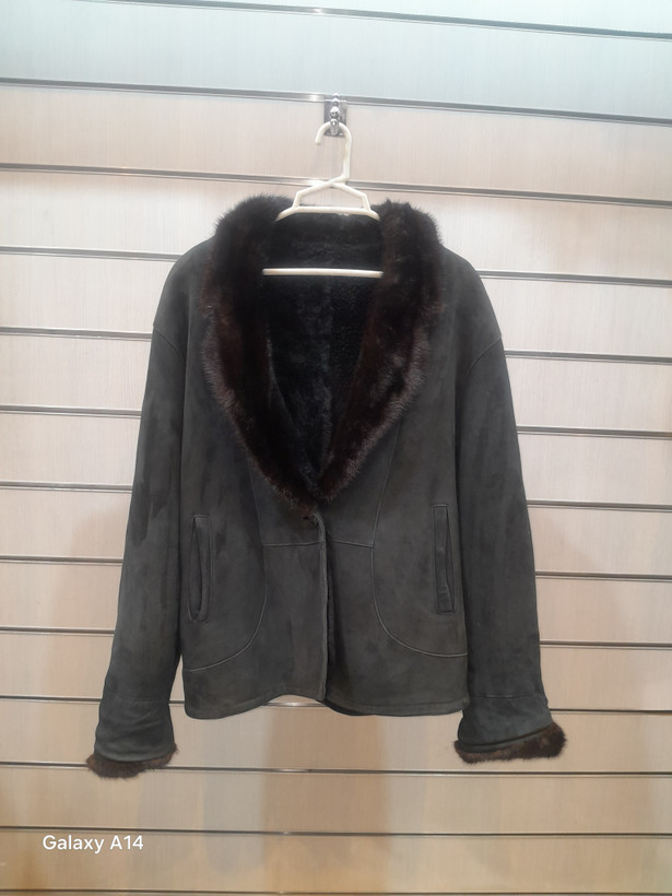 کت یونیسکس پوست بوفالو یقه پوست مینگ طبیعی برند leather SAJAD بادوام وگرمابسیار بالا