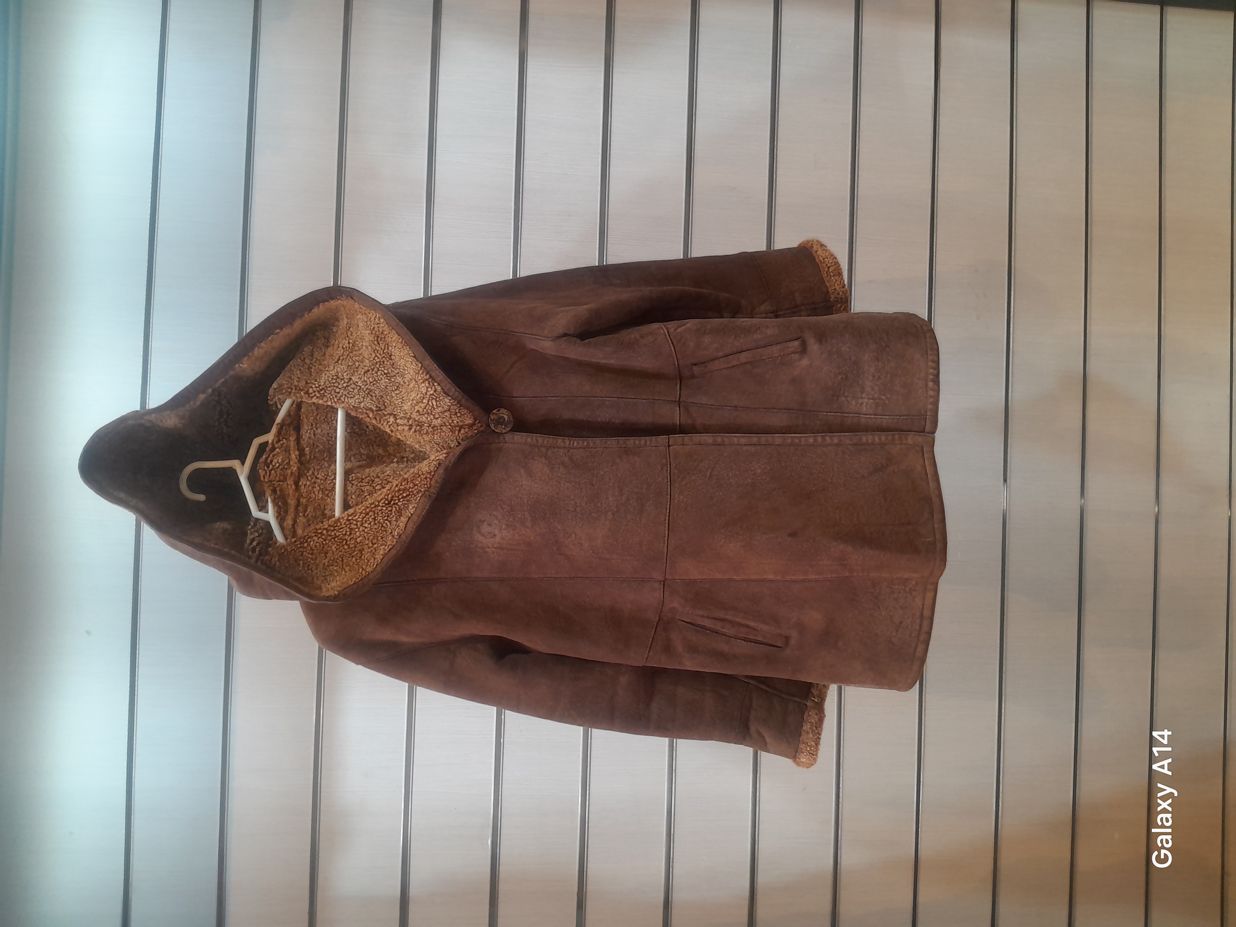 پالتو یونیسکس پوست بوفالو طبیعی برند leather SAJAD بادوام وگرمابسیار بالا